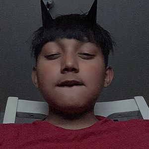 Meet your Posher, Leander